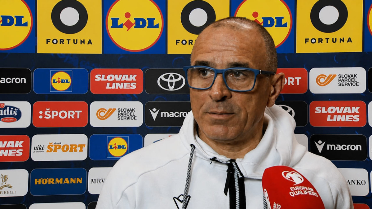 Francesco Calzona mieri do klubového futbalu. Čo po odchode povedal Talianom o Slovensku?