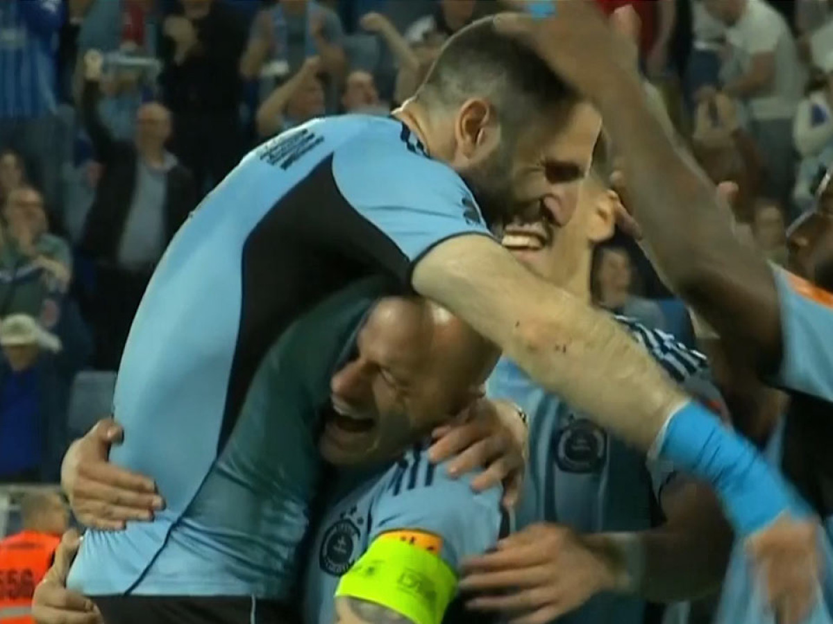 Slovan Bratislava oslavuje rekordný 8. titul za sebou! Majstrovskú definitívu okorenil parádnym gólom Barseghyan