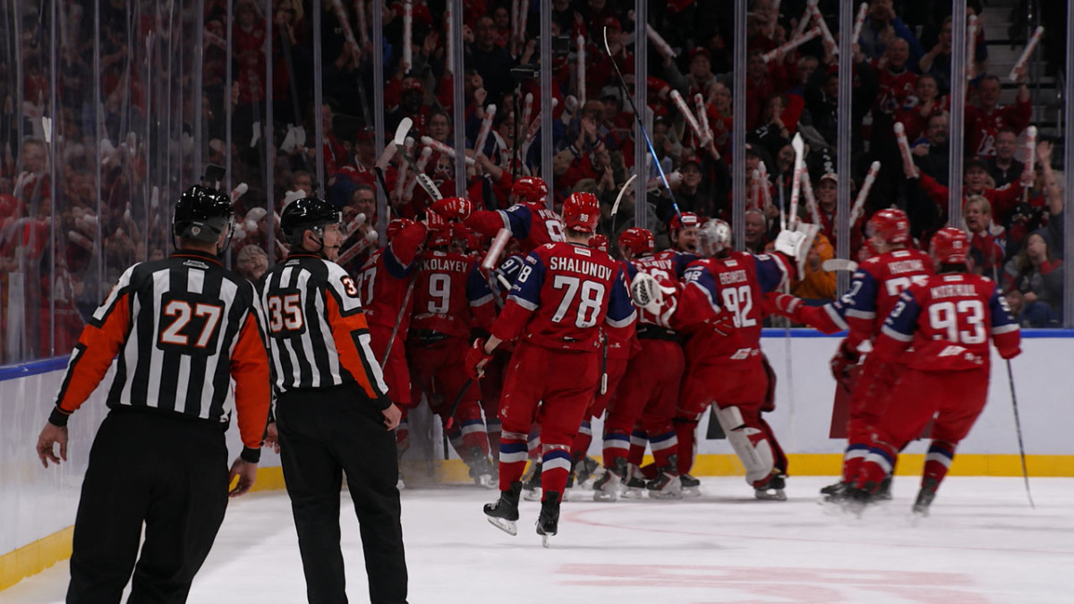 Obrovská dráma v KHL! Lokomotiv s Gernátom a Pánikom otočil siedmy zápas a mieri do finále play-off