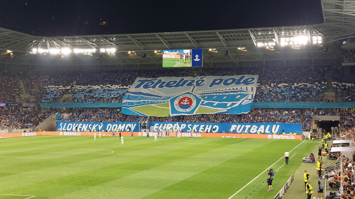 Slovan Bratislava začína prípravu bez trénera. V Rakúsku ho preverí aj Crvena zvezda