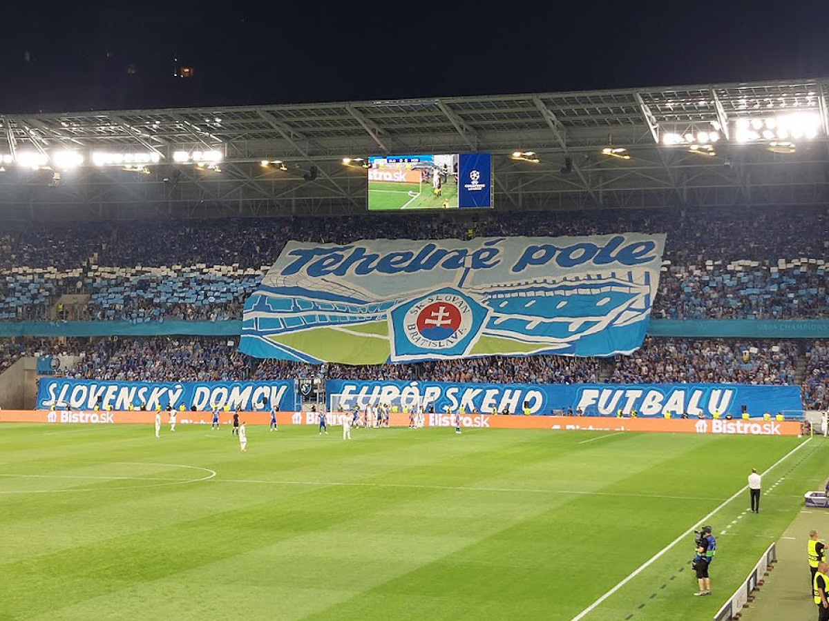 Slovan Bratislava začína prípravu bez trénera. V Rakúsku ho preverí aj Crvena zvezda