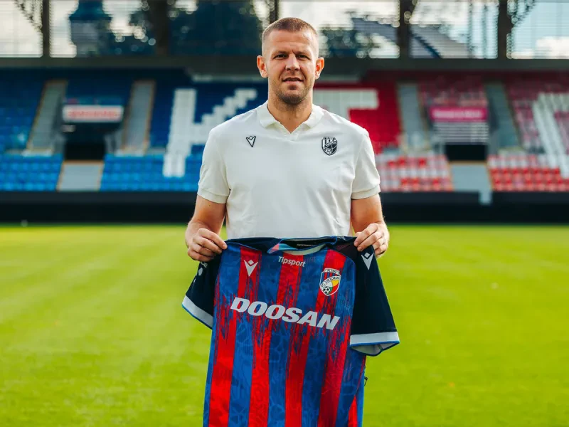 Hotovo! Denis Vavro opúšťa Wolfsburg a oficiálne prestupuje do Česka