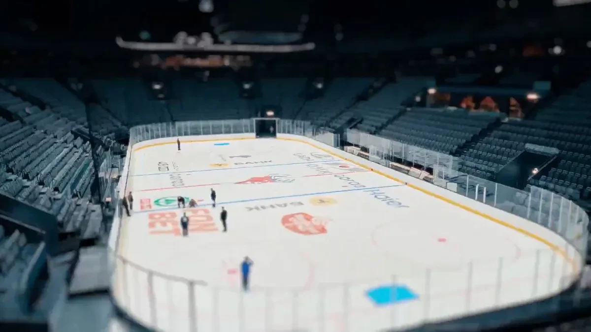 Rusi postavili ďalší supermoderný hokejový štadión. Účastník KHL hlási sťahovanie do novej arény