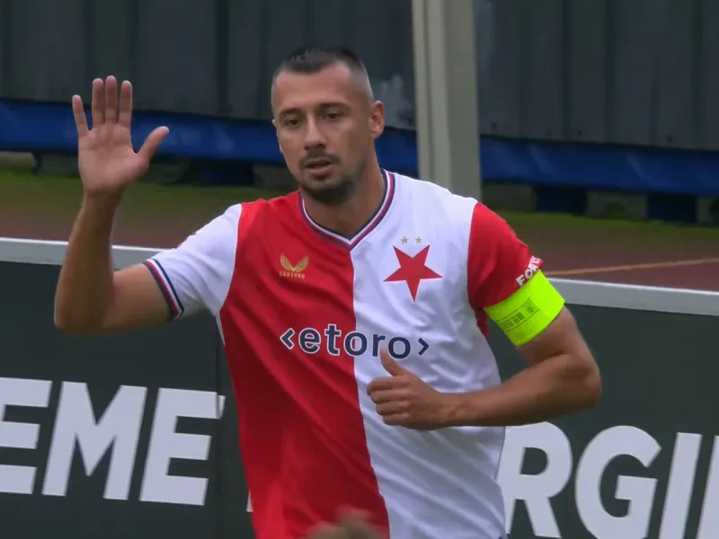 Hetrik Ivana Schranza v prvom polčase. Slovenský reprezentant bol kapitánom Slavie Praha