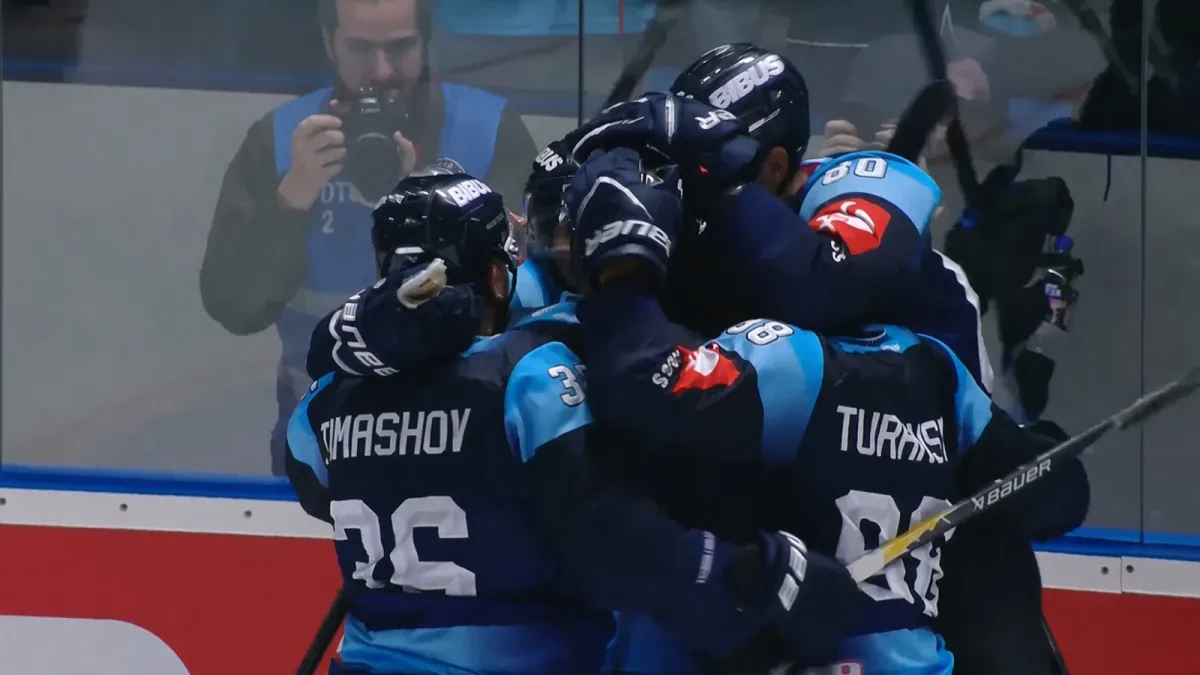 HK Nitra zdolala v Lige majstrov švédskeho vicemajstra a naďalej živí postupový sen