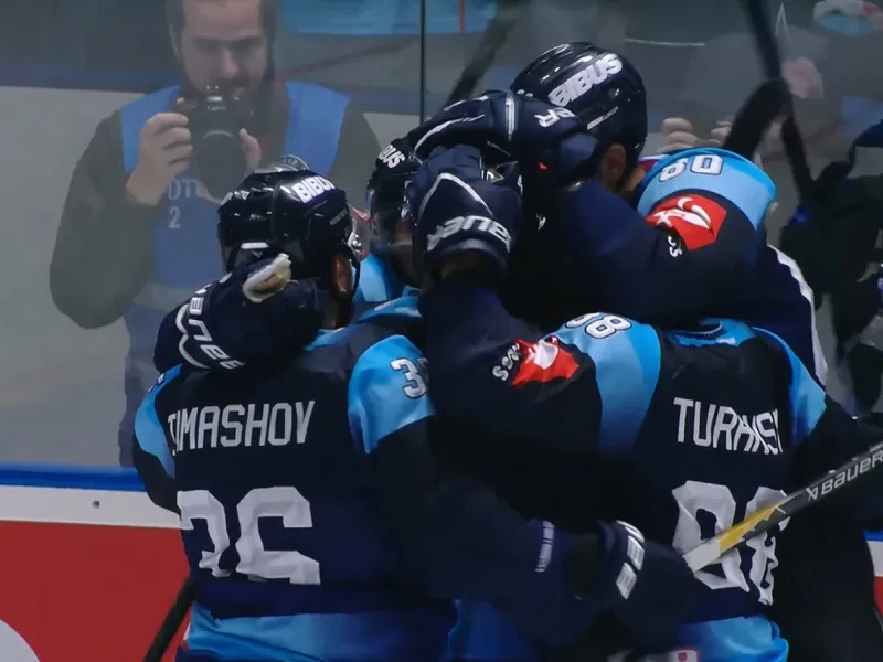 HK Nitra zdolala v Lige majstrov švédskeho vicemajstra a naďalej živí postupový sen