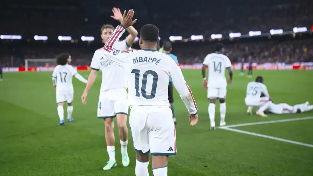 Real Madrid dobyl Camp Nou v dramatickom El Clásicu. O prehre Barcelony rozhodol dvojgólový Kylian Mbappé